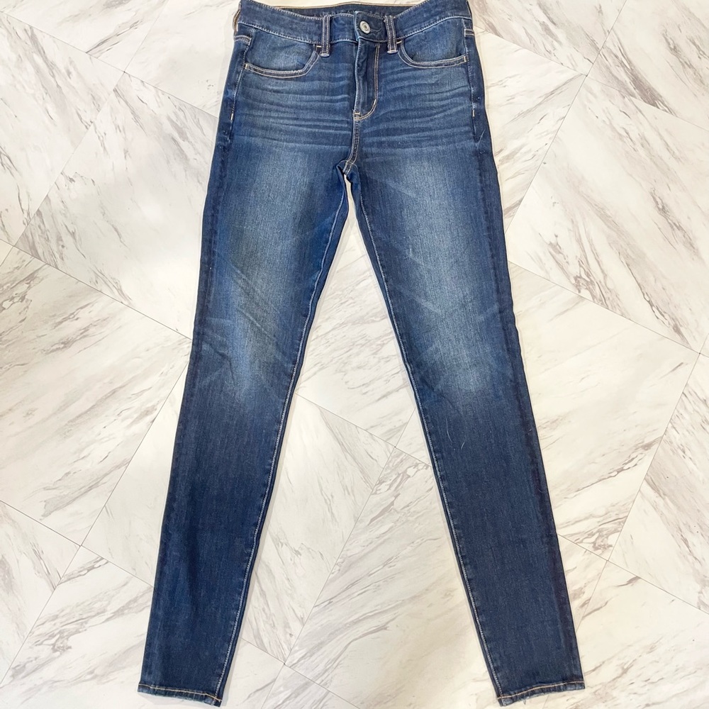 American Eagle High Rise Dream Jean Size 2